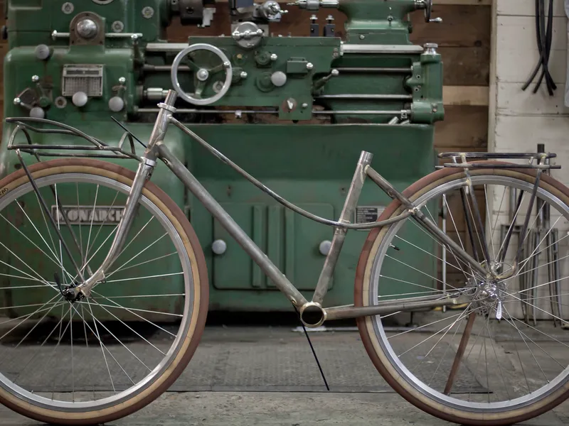 Ashley's mixte, studio shot