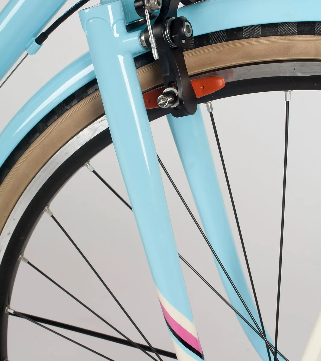 Paul Racers hub detail