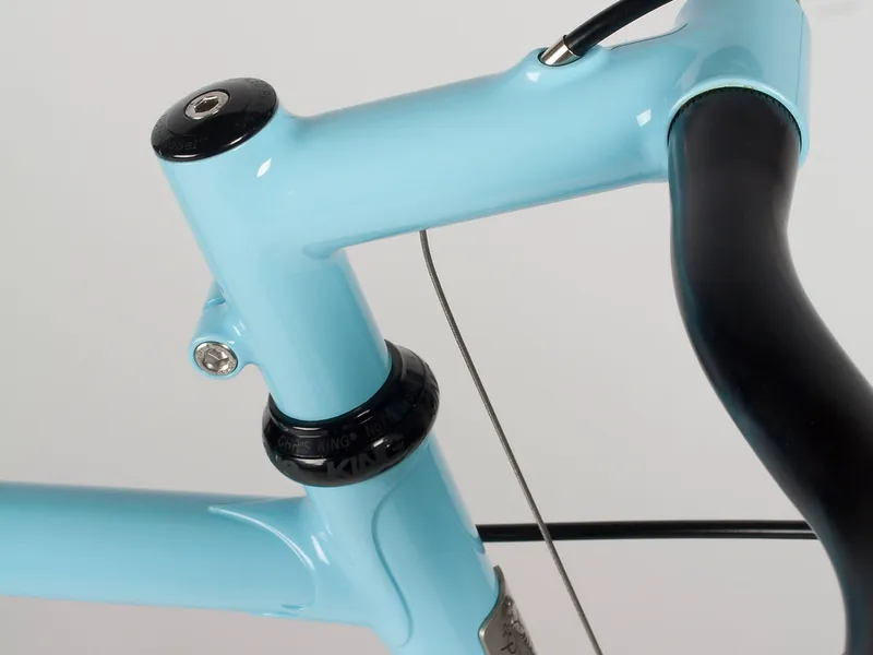 Stem with internal brake hanger