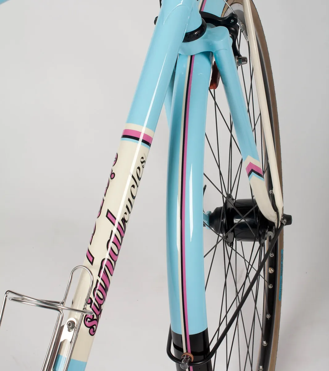 Frame stripe detail