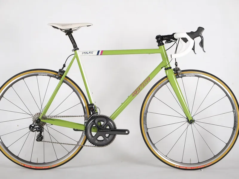 Signal Pulse, full bike, opposite side