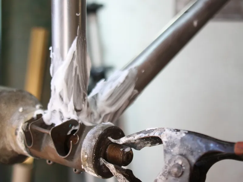 Seatpost clamp detail